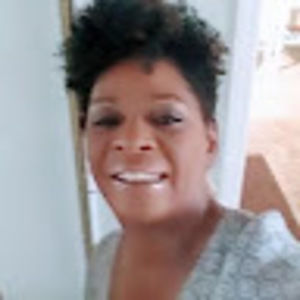 Meet your Posher, Beverly